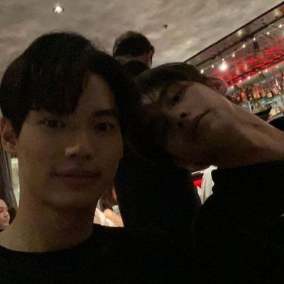 love secretly sad🥲 - Brightwin: ฟิค Boy Love (แชท)